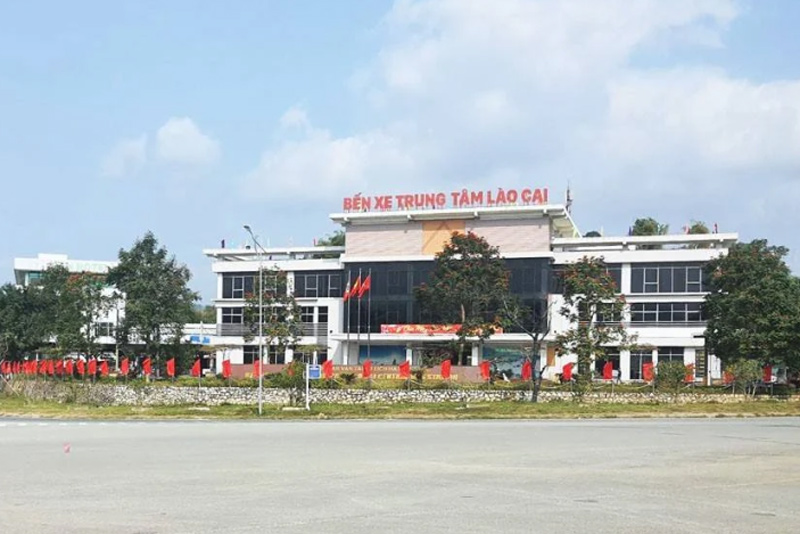 Lào Cai triển khai thu phí không dừng tại bến xe, bãi đỗ, thúc đẩy chuyển đổi số giao thông đô thị