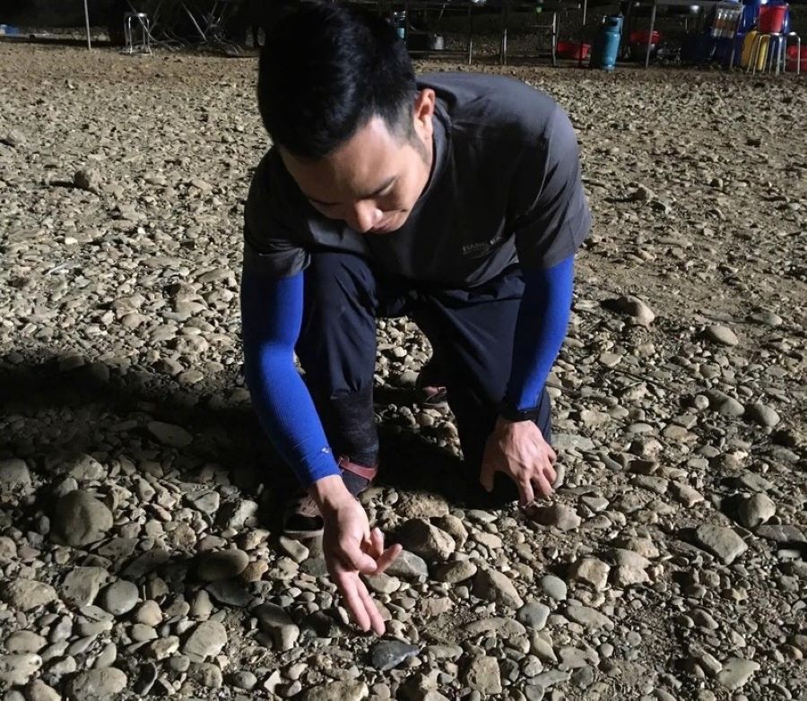 Vị tr&iacute; đo&agrave;n khảo s&aacute;t ph&aacute;t hiện r&igrave;u đ&aacute; cổ đại trong hang &Eacute;n