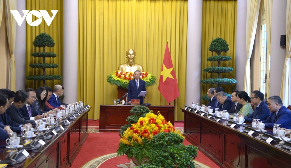 To&agrave;n cảnh hội nghị