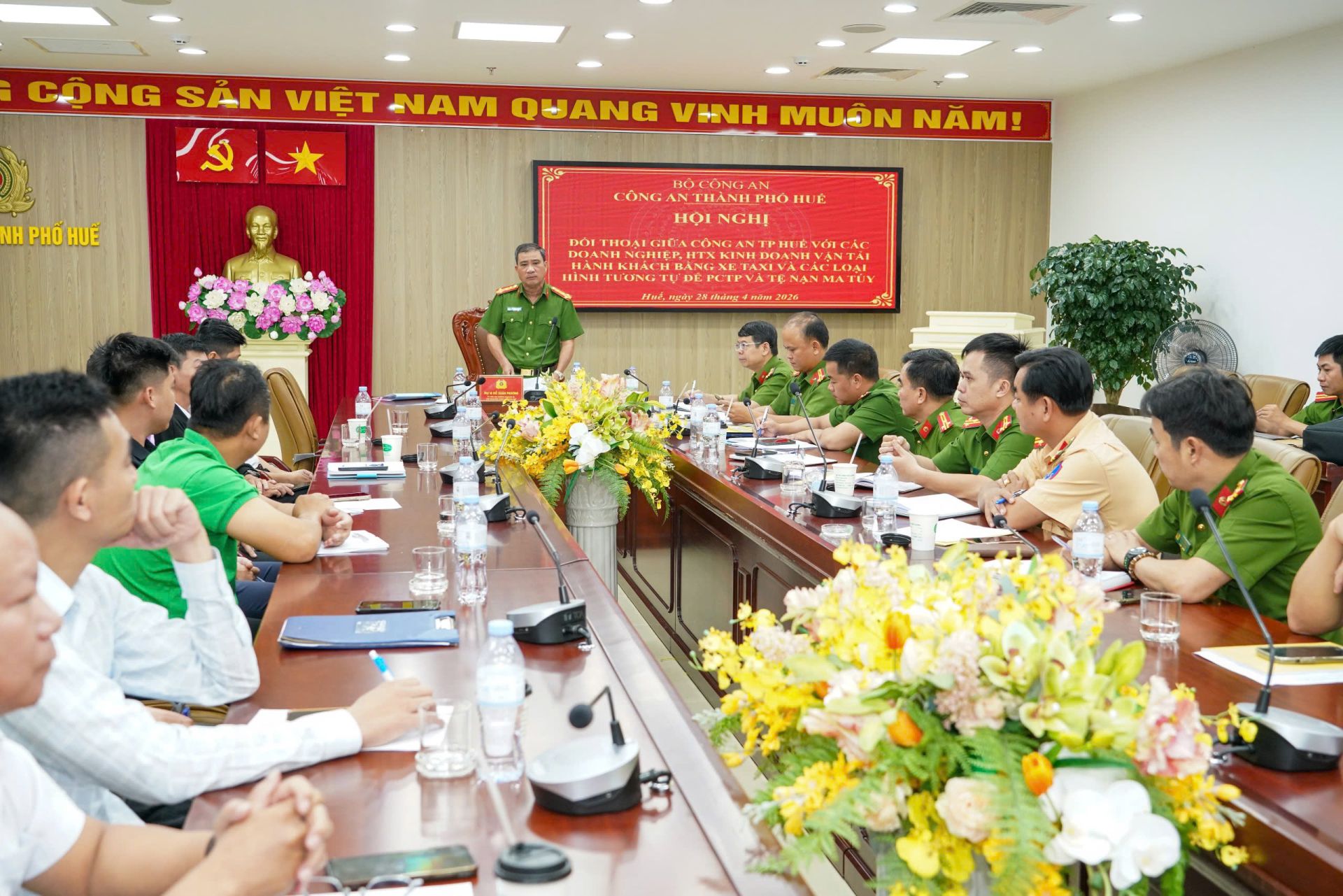 Huế: Công an đối thoại với doanh nghiệp dịch vụ vận tải về công tác phòng chống ma túy