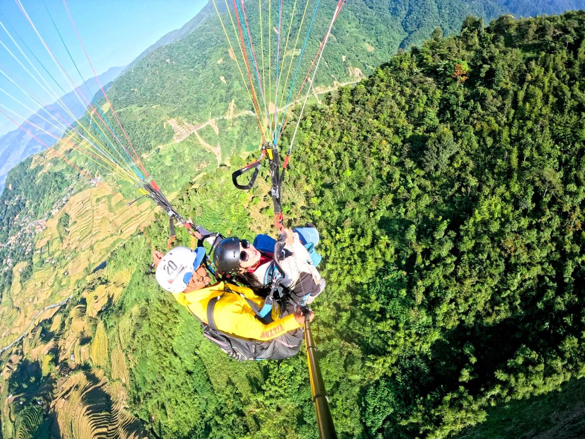 Chương tr&igrave;nh du lịch d&ugrave; lượn &ldquo;Bay tr&ecirc;n m&ugrave;a nước đổ&rdquo; năm 2026, diễn ra từ ng&agrave;y 29/4 đến hết ng&agrave;y 5/5 tại khu vực bản L&igrave;m Th&aacute;i, x&atilde; T&uacute; Lệ