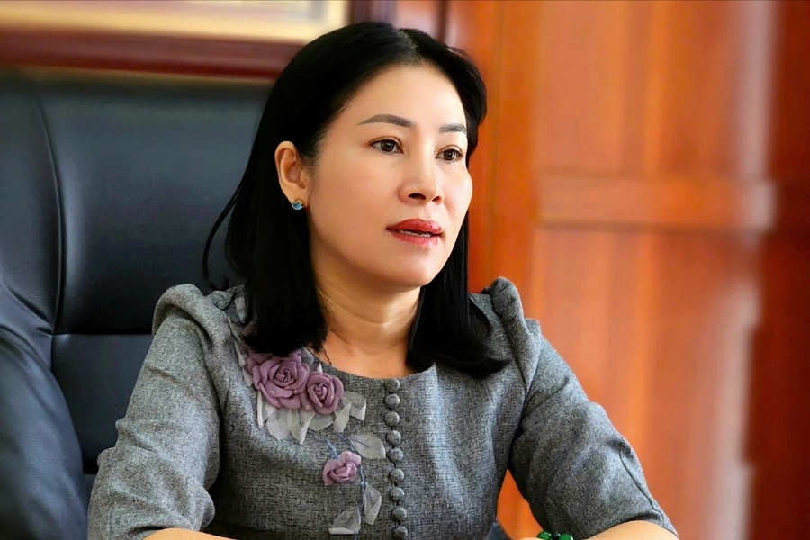 B&agrave; L&ecirc; Thị B&iacute;ch Li&ecirc;n, Tỉnh ủy vi&ecirc;n, Gi&aacute;m đốc Sở Gi&aacute;o dục v&agrave; Đ&agrave;o tạo tỉnh L&acirc;m Đồng