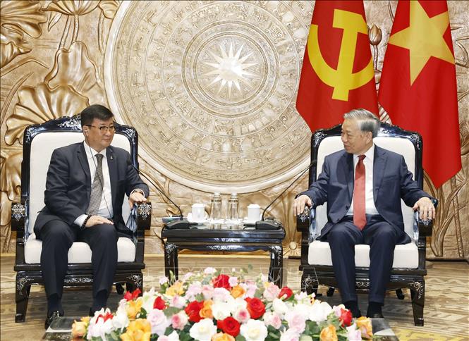 Tổng B&iacute; thư, Chủ tịch nước T&ocirc; L&acirc;m tiếp Đại sứ M&ocirc;ng Cổ tại Việt Nam Jigjee Sereejav. Ảnh: Thống Nhất/TTXVN