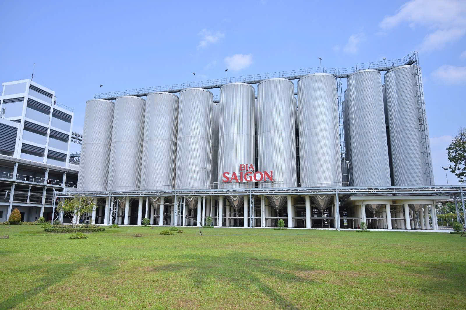 Nh&agrave; m&aacute;y sản xuất Bia S&agrave;i G&ograve;n đặt tại Củ Chi, th&agrave;nh phố Hồ Ch&iacute; Minh (Nguồn: SABECO)