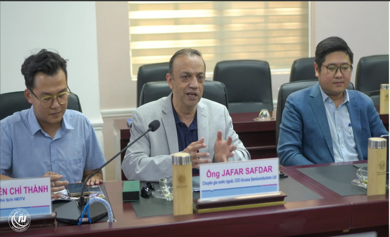 Hoạt động hợp t&aacute;c giữa Trường Đại học Quy Nhơn, doanh nghiệp v&agrave; c&aacute;c đơn vị li&ecirc;n quan g&oacute;p phần h&igrave;nh th&agrave;nh m&ocirc; h&igrave;nh đ&agrave;o tạo gắn với thực tiễn, tạo điều kiện để sinh vi&ecirc;n ph&aacute;t triển nghề nghiệp v&agrave; c&ocirc;ng t&aacute;c tại địa phương