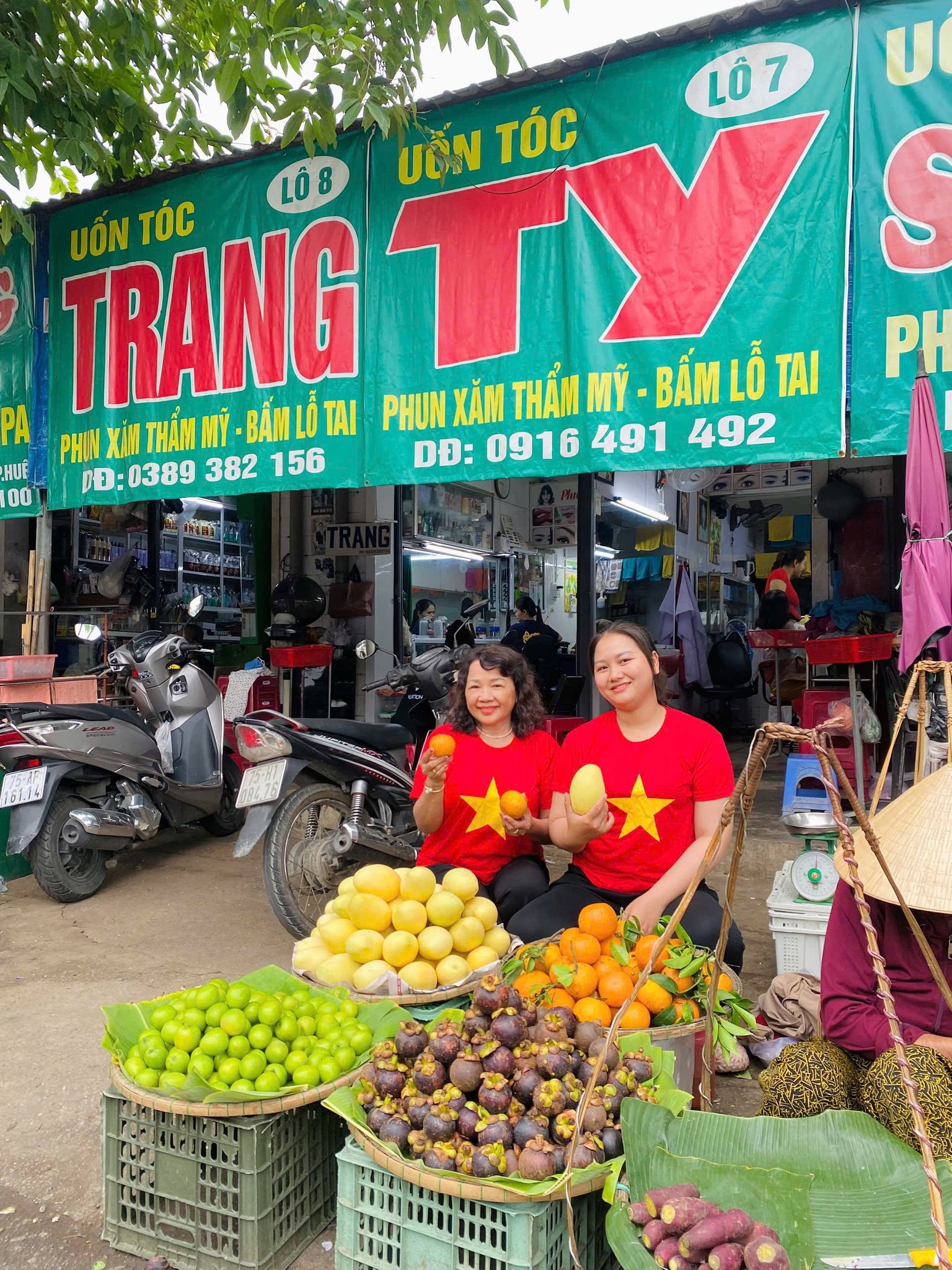 Kiểm so&aacute;t chặt chẽ gi&aacute;, vệ sinh an to&agrave;n thực phẩm