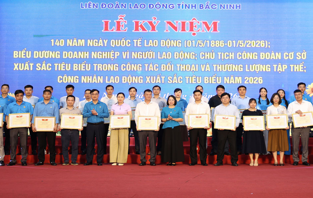 Bắc Ninh biểu dương doanh nghiệp và công nhân lao động tiêu biểu