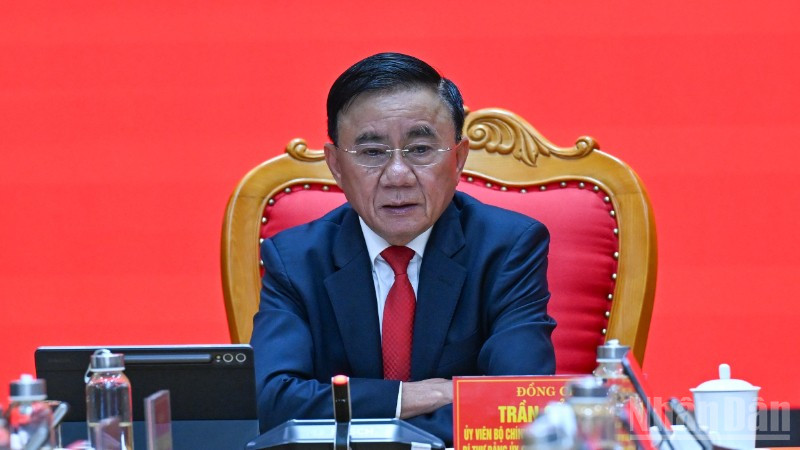 Đồng ch&iacute; Trần Cẩm T&uacute;, Ủy vi&ecirc;n Bộ Ch&iacute;nh trị, Thường trực Ban B&iacute; thư. (Ảnh: DUY LINH)