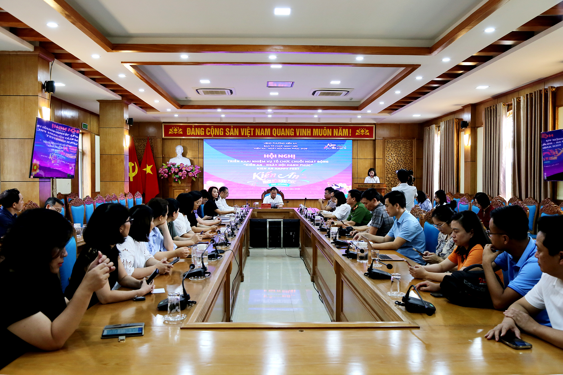 Quang cảnh Hội nghị.