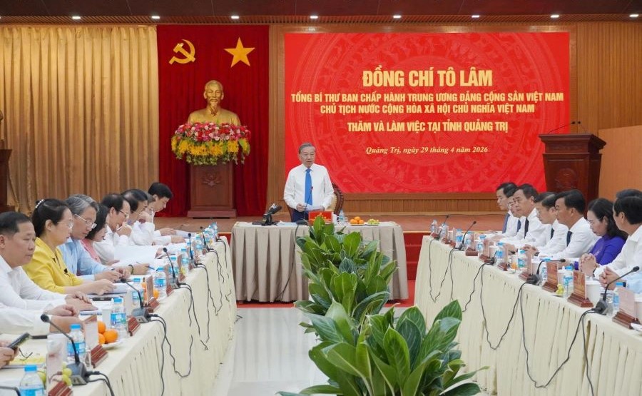 Tổng Bí thư, Chủ tịch nước Tô Lâm: Quảng Trị cần tái định vị không gian phát triển, lấy kinh tế biển làm hướng chủ đạo