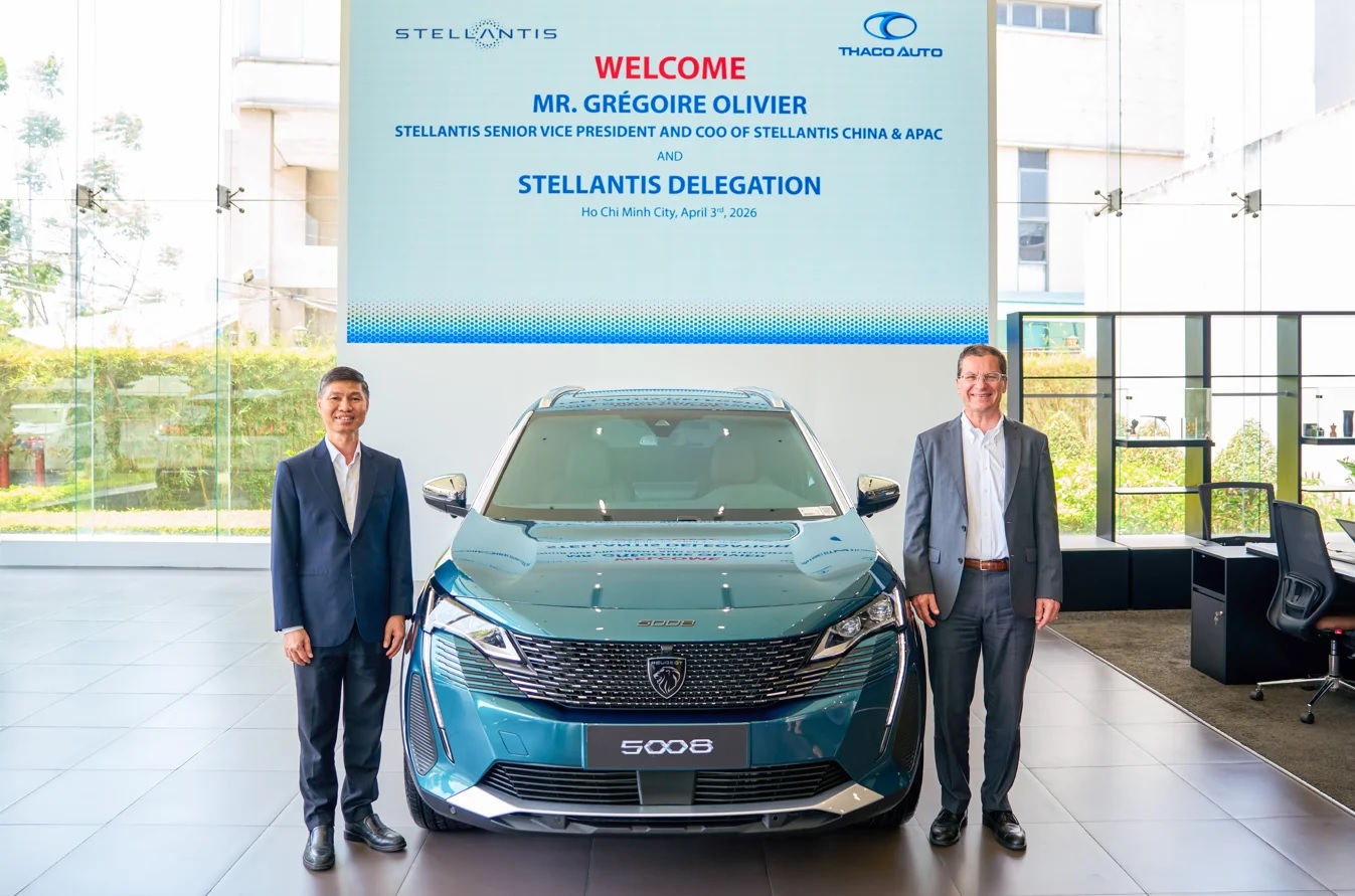 Lãnh đạo Stellantis thăm và làm việc với THACO AUTO