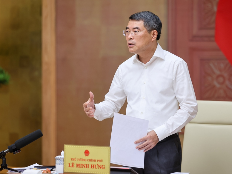 Trong tất cả c&aacute;c cuộc l&agrave;m việc với c&aacute;c bộ ng&agrave;nh sau khi nhậm chức, Thủ tướng L&ecirc; Minh Hưng lu&ocirc;n nhấn mạnh y&ecirc;u cầu tập trung, dứt kho&aacute;t cắt giảm thủ tục h&agrave;nh ch&iacute;nh, điều kiện kinh doanh - Ảnh: VGP