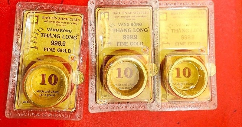 Chuyên gia cảnh báo thời điểm nguy hiểm nếu tiếp tục "ôm" vàng