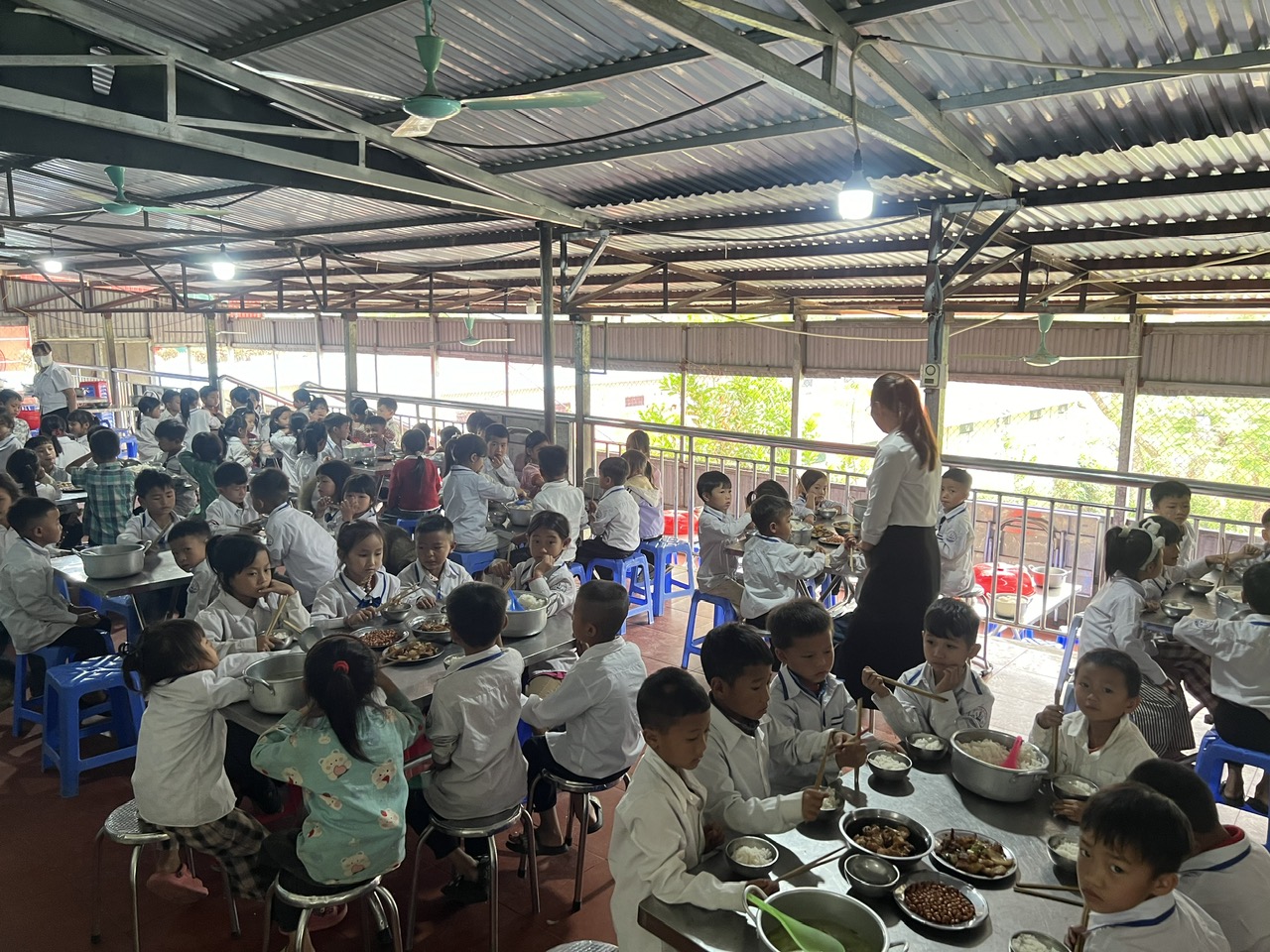 Lai Châu: Siết chặt quản lý an toàn thực phẩm tại các bếp ăn trường học vùng cao