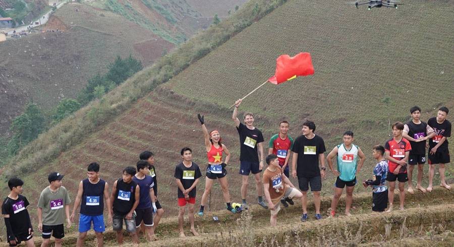 Lào Cai: Sôi động giải leo ruộng bậc thang “Dấu chân mùa nước đổ” tại Mù Cang Chải