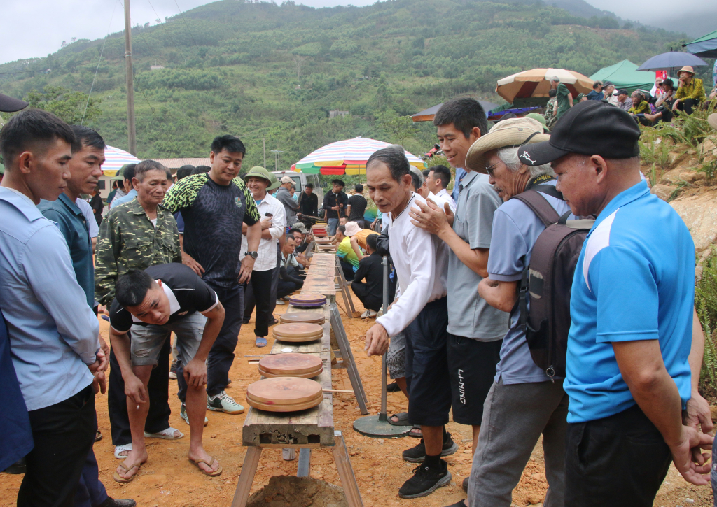M&ocirc;n đ&aacute;nh quay l&agrave; một trong những m&ocirc;n thể thao đ&ograve;i hỏi sự kh&eacute;o l&eacute;o của người chơi