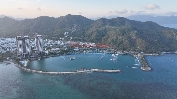 Bến du thuyền Quốc tế Ana Marina Nha Trang