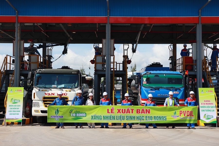 Nh&agrave; m&aacute;y Lọc dầu Dung Quất thuộc BSR tổ chức lễ xuất b&aacute;n xăng E10