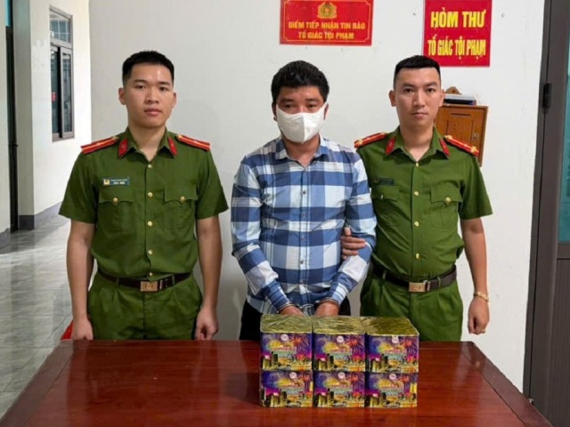 Nghệ An: Công an phường Thành Vinh phát hiện, thu giữ hơn 6,5kg pháo nổ trái phép