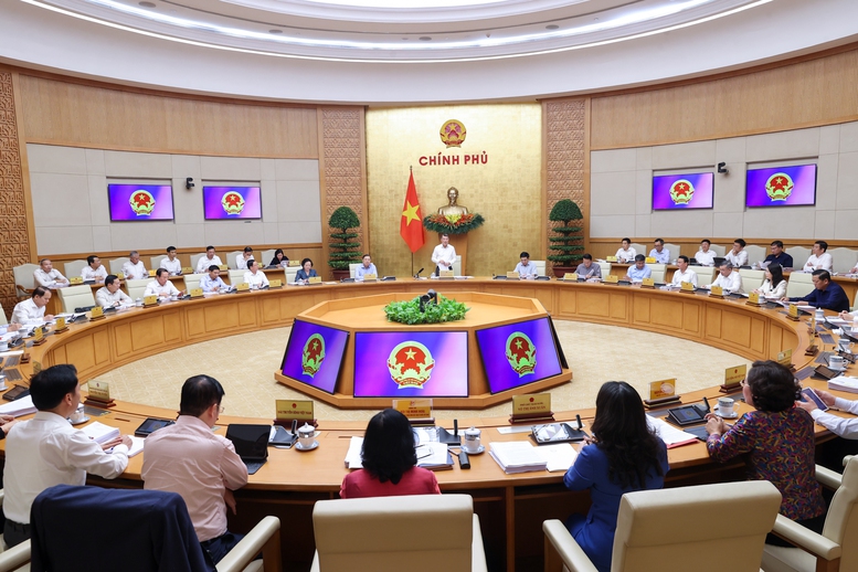 Thủ tướng Ch&iacute;nh phủ L&ecirc; Minh Hưng chủ tr&igrave; phi&ecirc;n họp Ch&iacute;nh phủ thường kỳ th&aacute;ng 4/2026 - phi&ecirc;n họp Ch&iacute;nh phủ thường kỳ đầu ti&ecirc;n của Ch&iacute;nh phủ kh&oacute;a XVI - Ảnh: VGP/Nhật Bắc