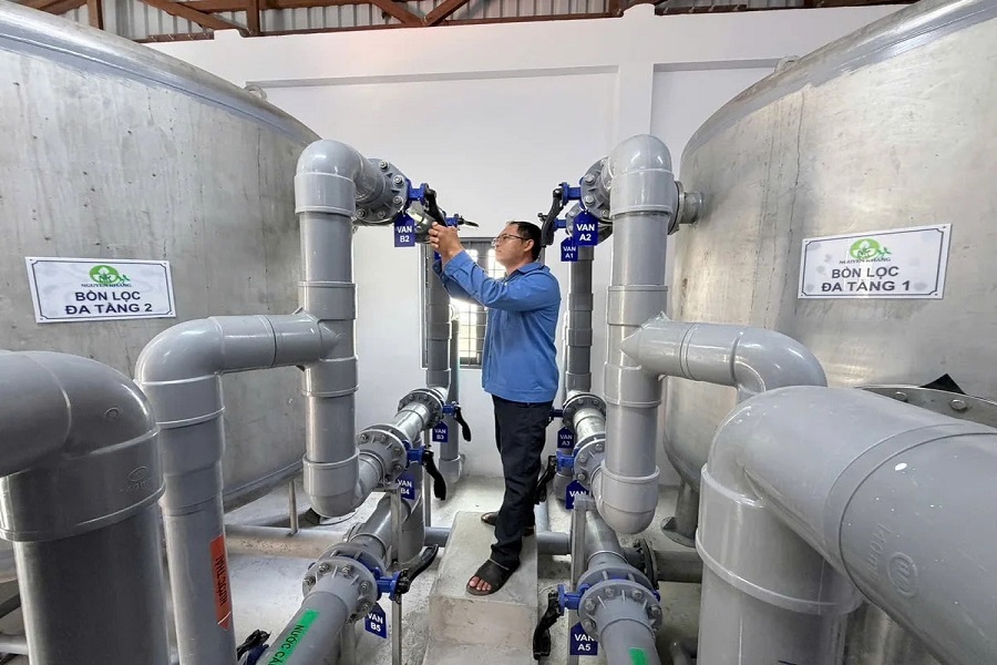 Trung t&acirc;m Nước sạch v&agrave; Vệ sinh m&ocirc;i trường n&ocirc;ng th&ocirc;n tỉnh L&acirc;m Đồng ứng dụng c&ocirc;ng nghệ hiện đại để cấp nước sạch cho người d&acirc;n. Ảnh: KS.