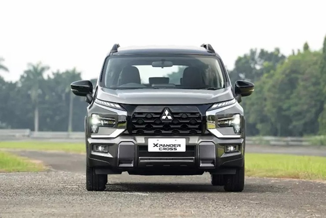 Mitsubishi triệu hồi hơn 5.000 xe Xpander và Xpander Cross tại Việt Nam do lỗi khung ghế