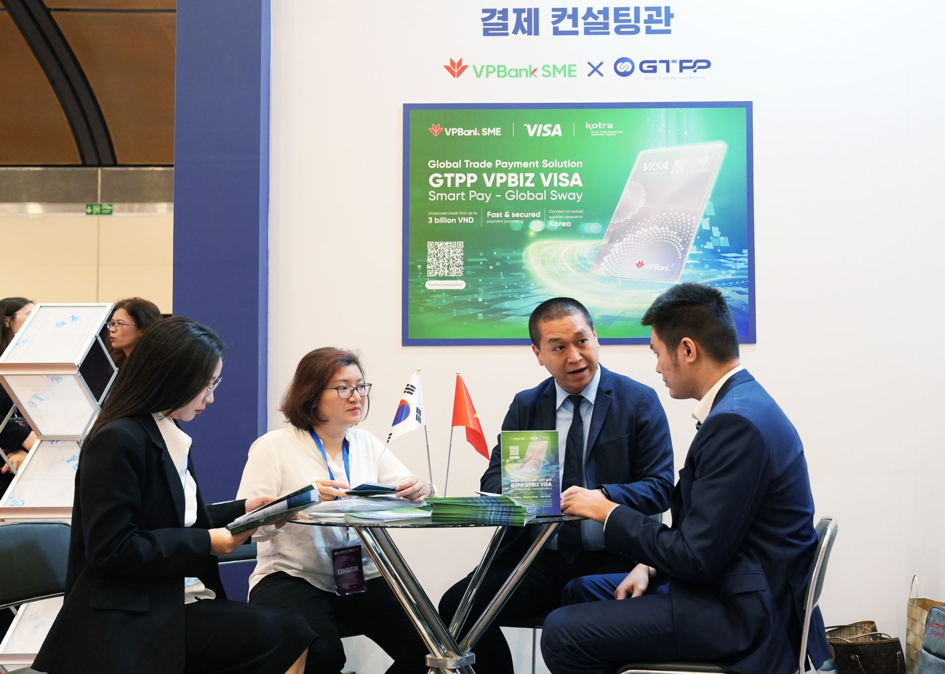 Việt - Hàn thúc đẩy hợp tác thực chất: Từ đối thoại cấp cao đến những hợp đồng hàng chục triệu USD