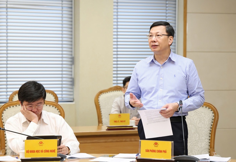 Ph&oacute; Chủ nhiệm VPCP Phạm Mạnh Cường ph&aacute;t biểu tại cuộc họp - Ảnh: VGP/Gia Huy