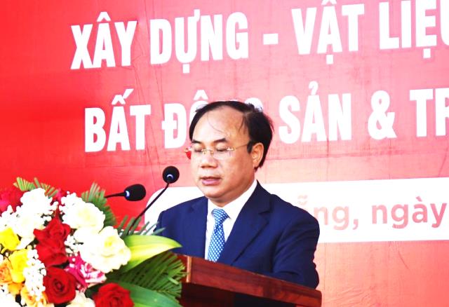 Thứ trưởng Bộ Xây dựng Nguyễn Văn Sinh phát biểu khai mạc Vietbuild Đà Nẵng 2026. Thứ trưởng Bộ Xây dựng Nguyễn Văn Sinh phát biểu khai mạc Vietbuild Đà Nẵng 2026.