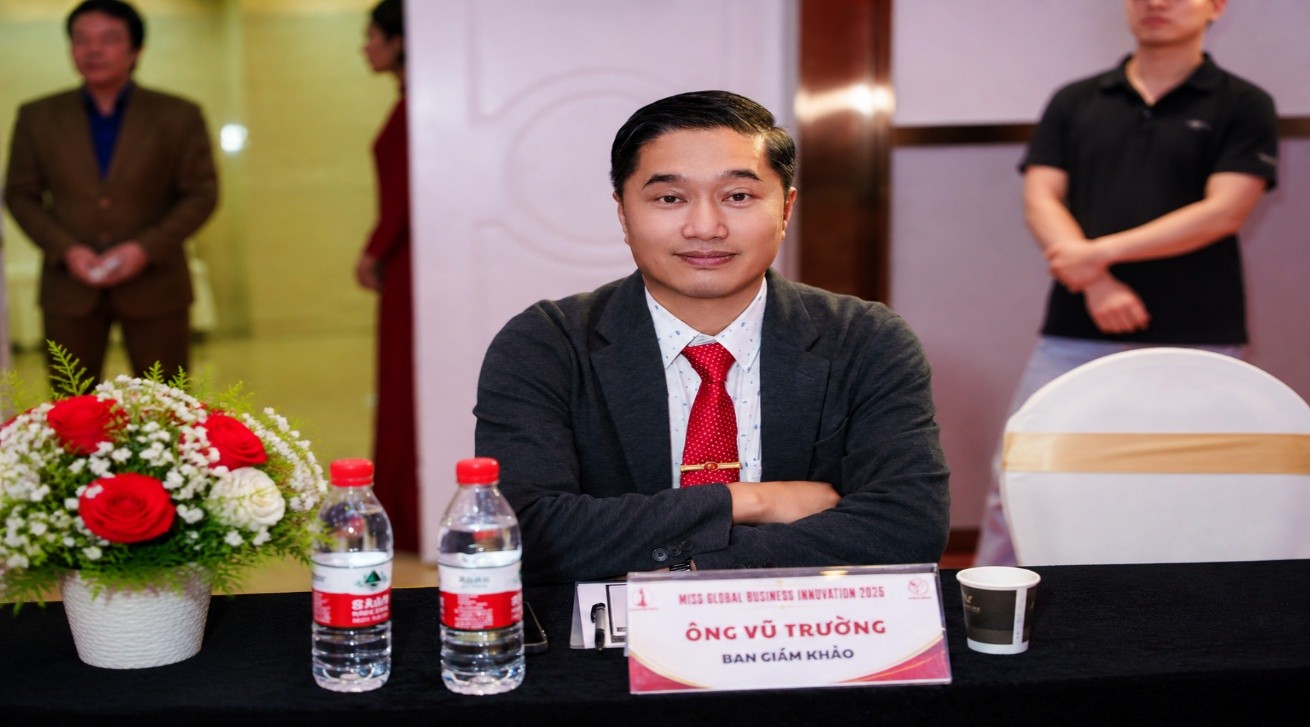 Doanh nh&acirc;n Vũ Trường