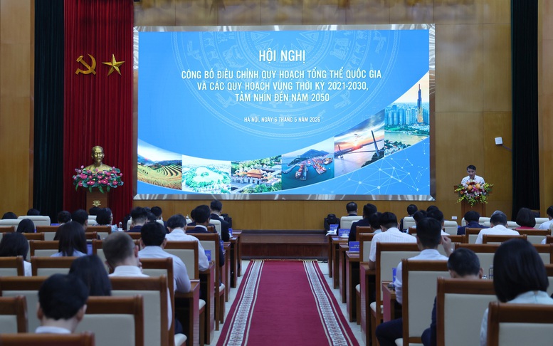 Hội nghị c&ocirc;ng bố điều chỉnh Quy hoạch tổng thể quốc gia v&agrave; c&aacute;c quy hoạch v&ugrave;ng thời kỳ 2021-2030, tầm nh&igrave;n đến năm 2050 tổ chức tại trụ sở Bộ T&agrave;i ch&iacute;nh, v&agrave; kết nối trực tuyến tới UBND 34 tỉnh, th&agrave;nh phố tr&ecirc;n cả nước - Ảnh: VGP/Phương Nguy&ecirc;n