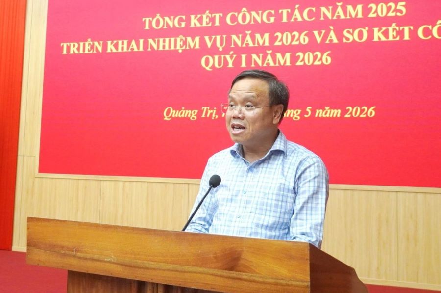 Ph&oacute; Chủ tịch UBND tỉnh L&ecirc; Đức Tiến ph&aacute;t biểu kết luận hội nghị