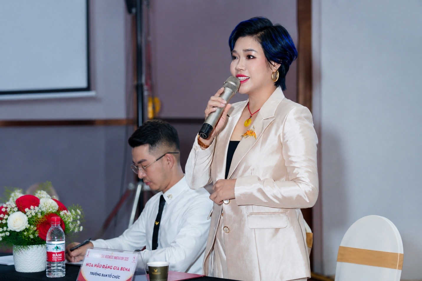 Doanh nh&acirc;n Vũ Thu Phương