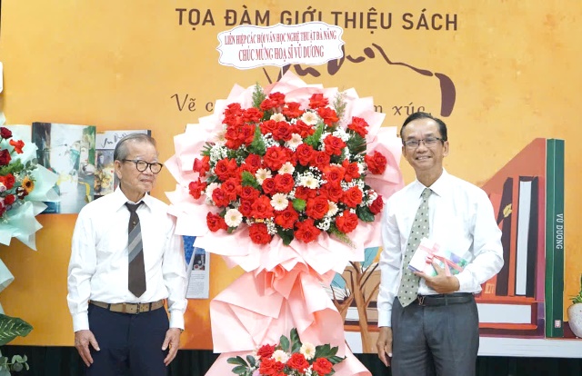 Ra mắt tập sách tranh “Vẽ cuộc đời bằng cảm xúc” của họa sỹ Vũ Dương