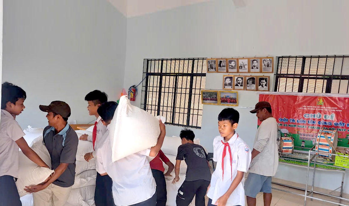 Hoàn thành xuất cấp hơn 1.784 tấn gạo dự trữ quốc gia, hỗ trợ học sinh, học viên