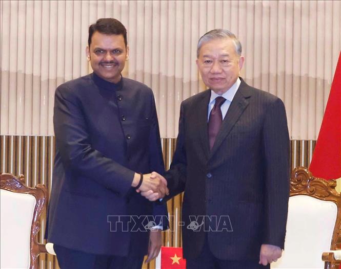 Tổng B&iacute; thư, Chủ tịch nước T&ocirc; L&acirc;m tiếp Thủ hiến bang Maharashtra Devendra Fadnavis. Ảnh: Thống Nhất/TTXVN