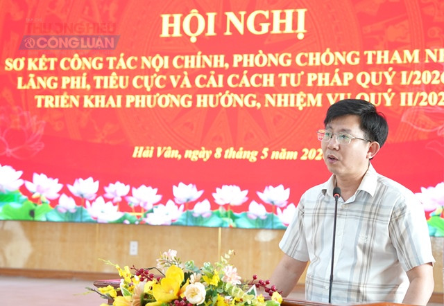 B&iacute; thư Đảng uỷ phường Hải V&acirc;n &ocirc;ng Ho&agrave;ng Thanh Ho&agrave; kết luận tại hội nghị.