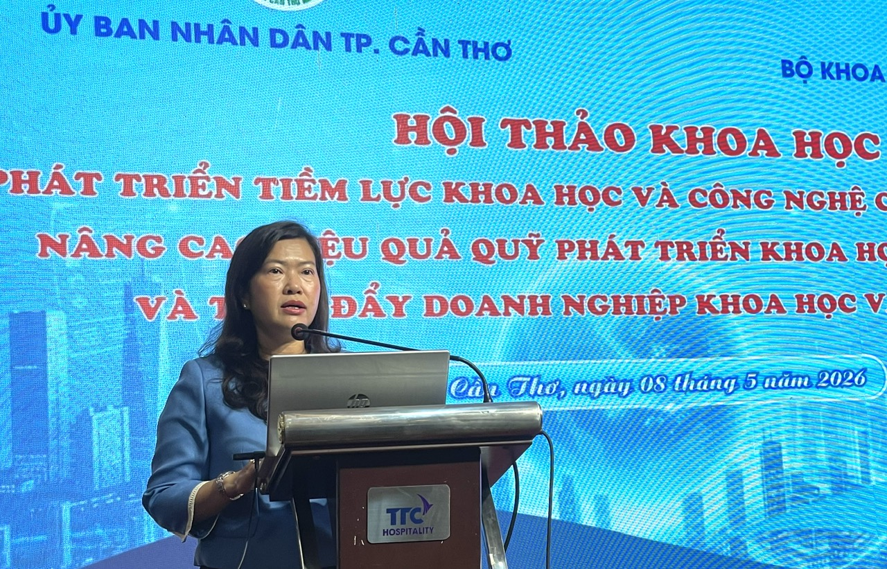 B&agrave; Nguyễn Thị Ngọc Điệp Ph&oacute; chủ tịch UBND TP. Cần Thơ ph&aacute;t biểu khai mạc Hội thảo...