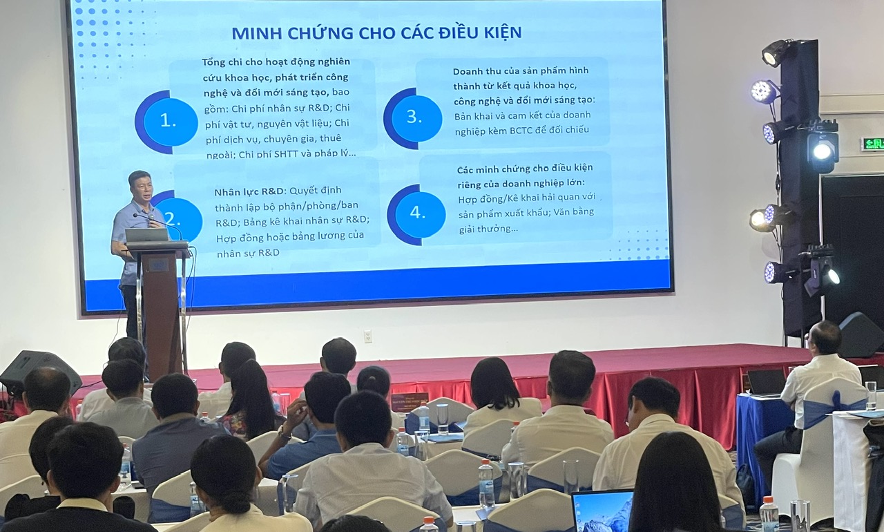 Hội thảo doanh nghiệp khoa học v&agrave; c&ocirc;ng nghệ