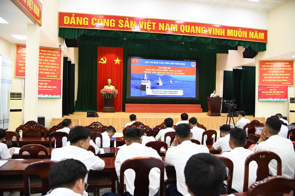 Phần thi thuyết tr&igrave;nh