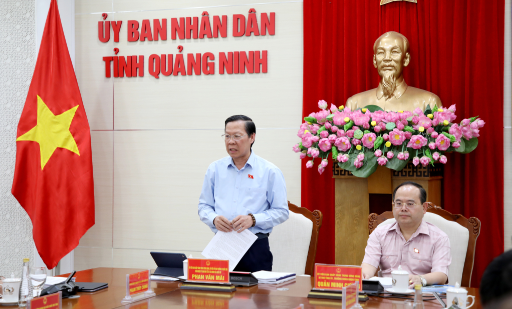 Ông Phan Văn Mãi, Ủy viên Trung ương Đảng, Ủy viên Ủy ban Thường vụ Quốc hội, Chủ nhiệm Ủy ban Kinh tế và Tài chính của Quốc hội, phát biểu tại buổi làm việc Ông Phan Văn Mãi, Ủy viên Trung ương Đảng, Ủy viên Ủy ban Thường vụ Quốc hội, Chủ nhiệm Ủy ban Kinh tế và Tài chính của Quốc hội, phát biểu tại buổi làm việc
