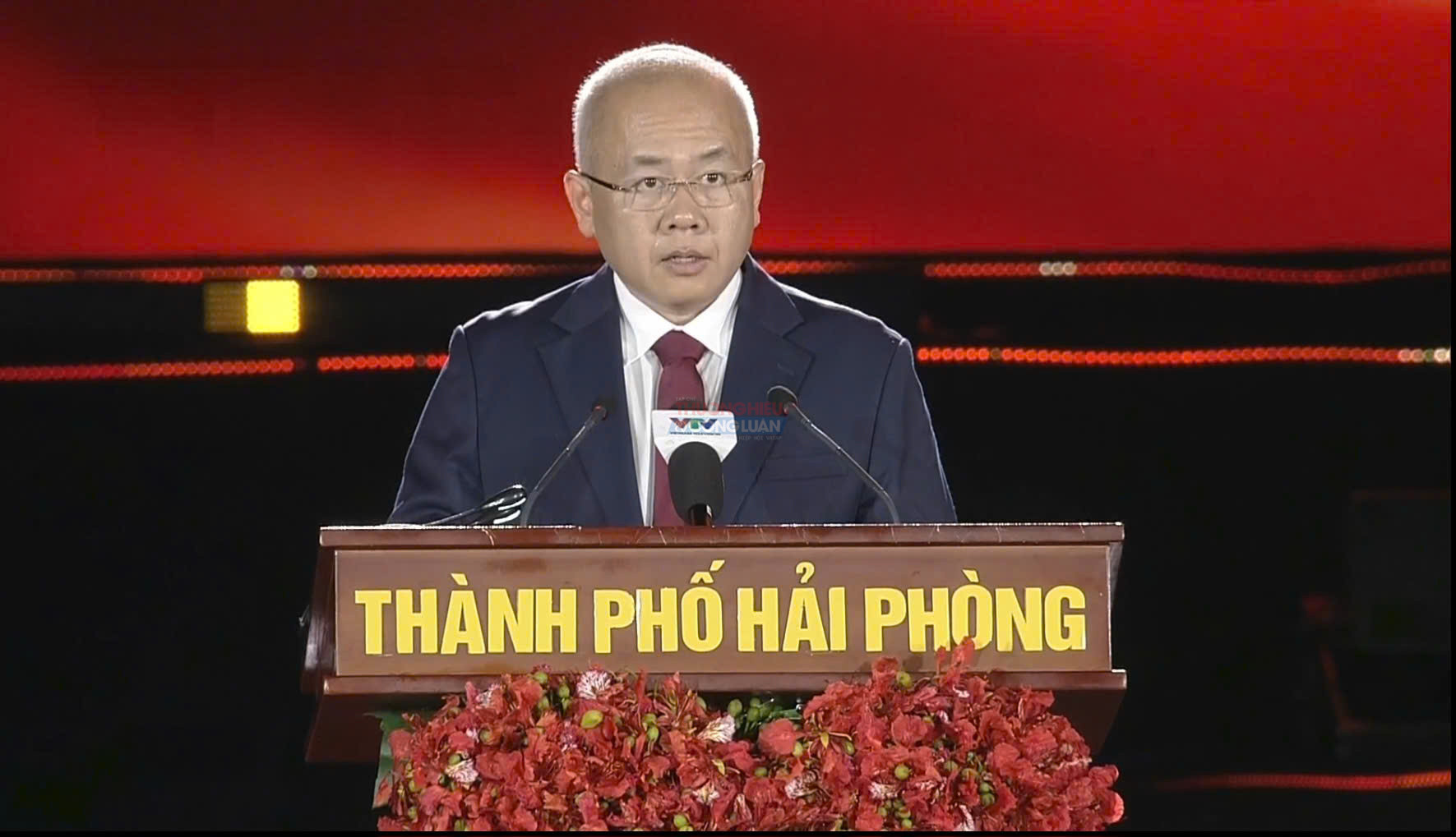 Đồng chí Đỗ Thành Trung, Chủ tịch UBND thành phố Hải Phòng phát biểu tại Lễ khai mạc. Đồng chí Đỗ Thành Trung, Chủ tịch UBND thành phố Hải Phòng phát biểu tại Lễ khai mạc.