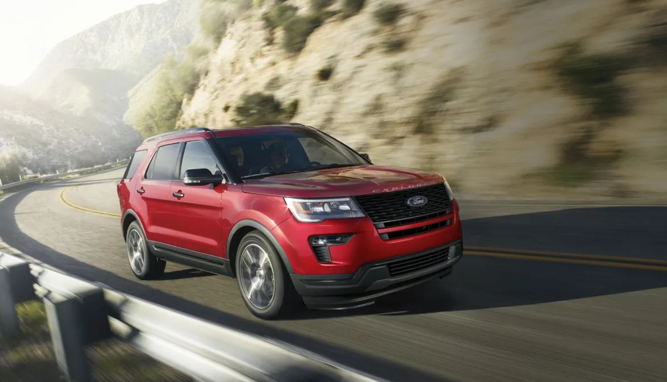 Triệu hồi hơn 2.400 xe Ford Explorer tại Việt Nam do lỗi thanh giằng phía sau