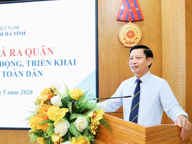 Giám đốc BHXH tỉnh Nguyễn Văn Đồng phát động lễ ra quân, hưởng ứng “Tháng vận động, triển khai BHXH toàn dân Giám đốc BHXH tỉnh Nguyễn Văn Đồng phát động lễ ra quân, hưởng ứng “Tháng vận động, triển khai BHXH toàn dân