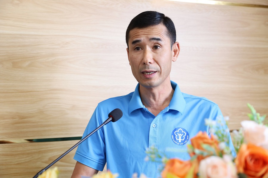 &Ocirc;ng Kiều C&ocirc;ng Minh, Ph&oacute; Gi&aacute;m đốc BHXH tỉnh ph&aacute;t biểu tại buổi lễ