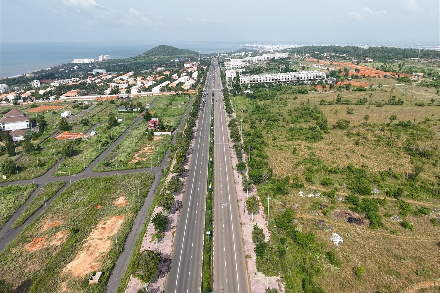 Tuyến ĐT 706B nh&igrave;n từ tr&ecirc;n cao