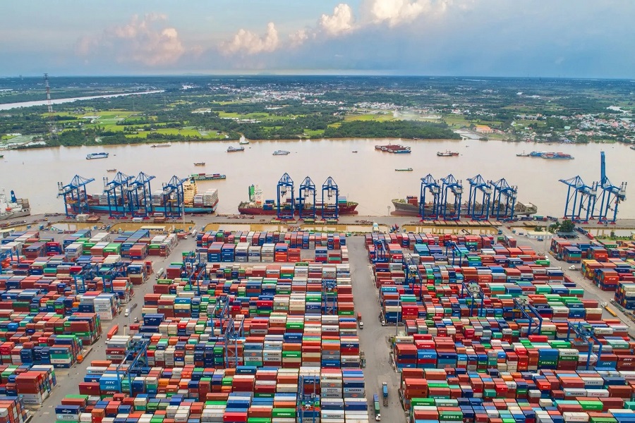 Dự thảo Bộ luật đã bổ sung những thuật ngữ mới về cảng xanh, cảng thông minh và nhiên liệu thay thế Dự thảo Bộ luật đã bổ sung những thuật ngữ mới về cảng xanh, cảng thông minh và nhiên liệu thay thế