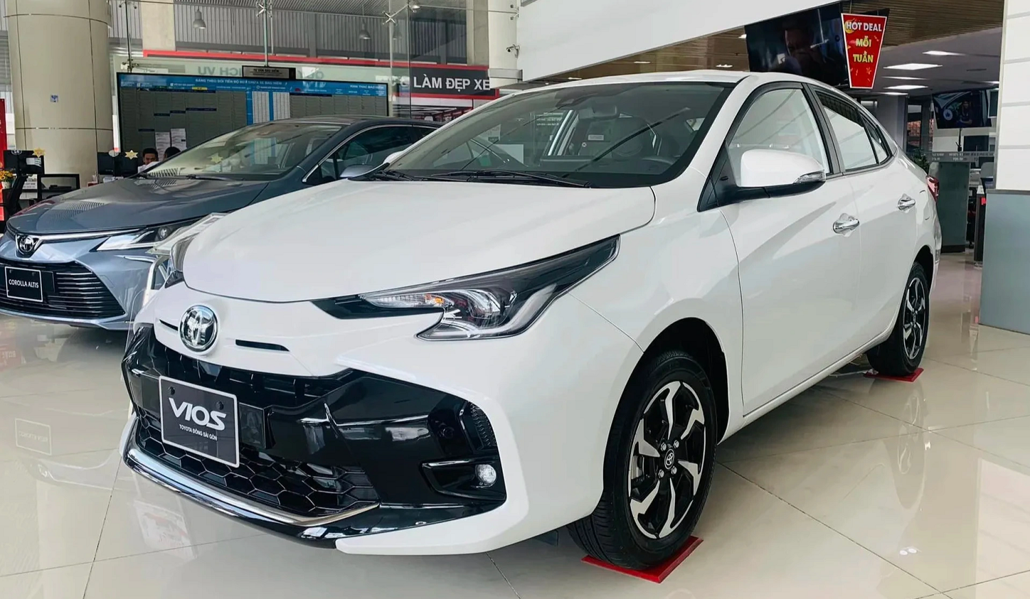 Toyota Vios giữ vững vị tr&iacute; dẫn đầu cuộc đua doanh số ph&acirc;n kh&uacute;c sedan hạng B tại Việt Nam