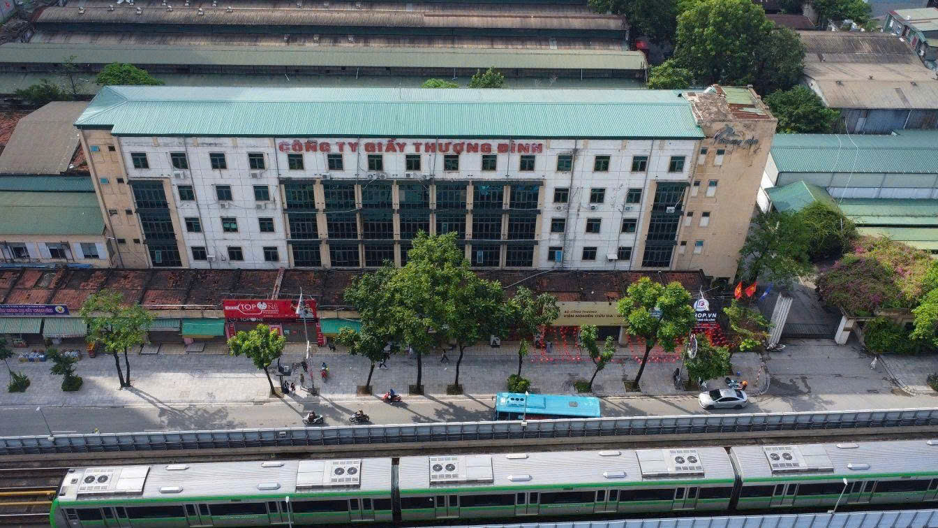Khu đất rộng khoảng 36.000m&sup2; của Giầy Thượng Đ&igrave;nh tại 277 Nguyễn Tr&atilde;i dự kiến được ph&aacute;t triển th&agrave;nh tổ hợp căn hộ, văn ph&ograve;ng v&agrave; thương mại cao tới 40 tầng.