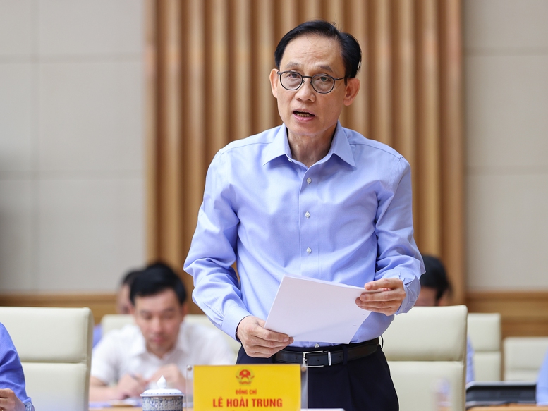 Bộ trưởng Bộ Ngoại giao L&ecirc; Ho&agrave;i Trung ph&aacute;t biểu - Ảnh: VGP/Nhật Bắc